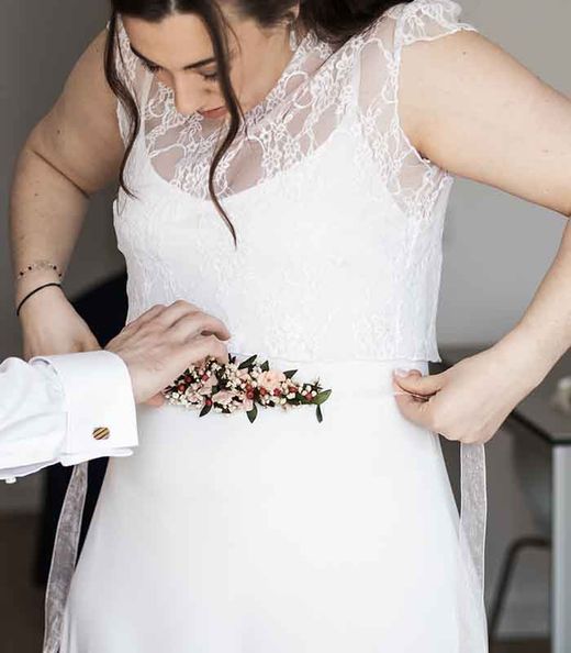 Cinturas y Apliques de Flores