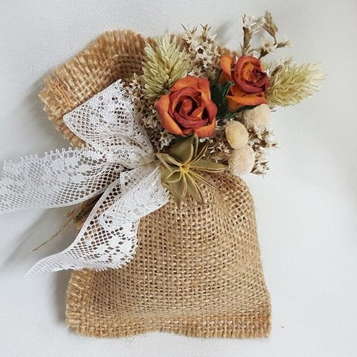 Bolsa yute flor lavanda y lazo