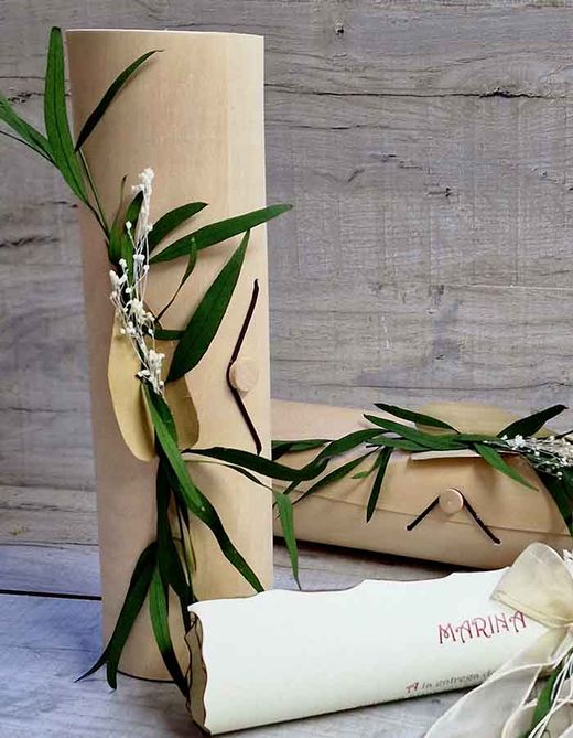 Caja de Madera para Pergaminos o Regalos