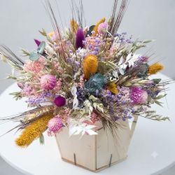 Centro de Madera con Flores Iría