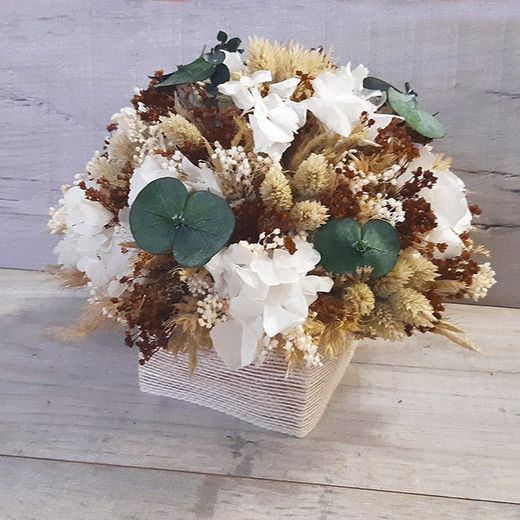 Centro de Mesa Eucaliptus Hortensia