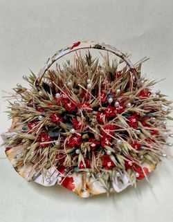 Cesta con 90 Alfileres Azahar