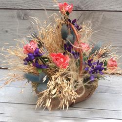 Cesta de Rosas y Violetas