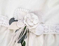 Cinta con Flor Blanca para Pelo o Cintura