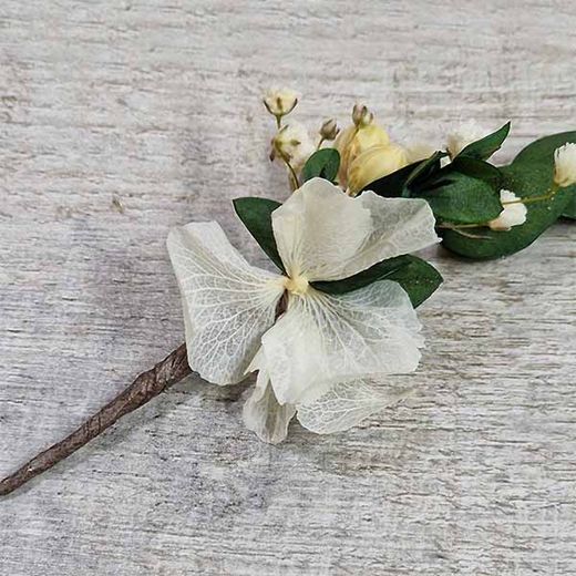 Corona Flores en Cascada Blanca