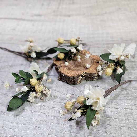 Corona Flores en Cascada Blanca