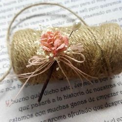 Flor de Yute Beig con Alfiler