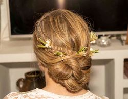 Flor de Olivo para el Pelo con Horquillas