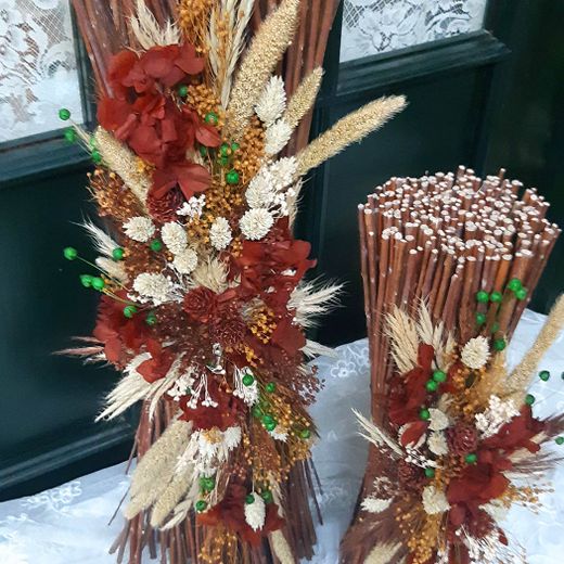 Mimbres con Flor Preservada Otoñal