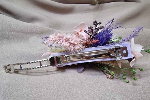 Pasador con Flores Lilas