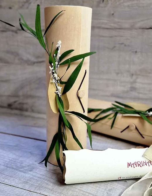 Pergamino con Poesía del Padrino a la Novia con Caja A4
