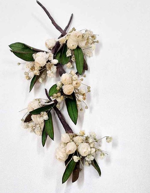 Pin Pelo Olivo Flor de la Paz