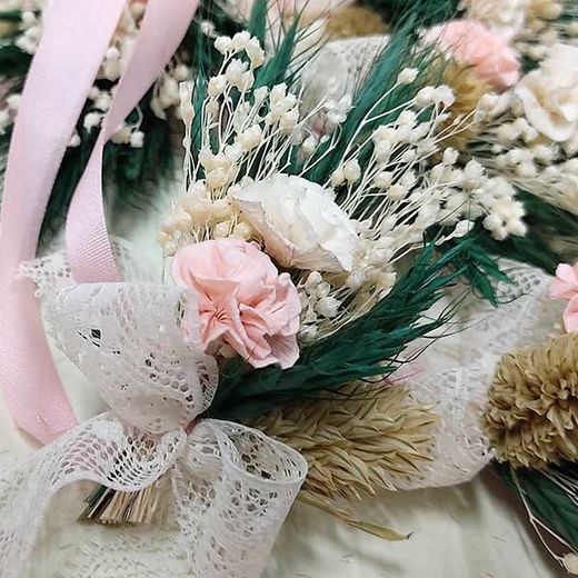 Pulseras Clavel y Flor Seca Invitadas