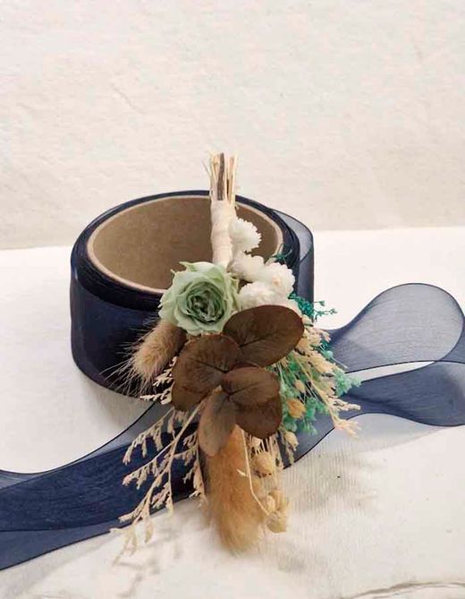 Ramillete de Flores Novio Aguamarina