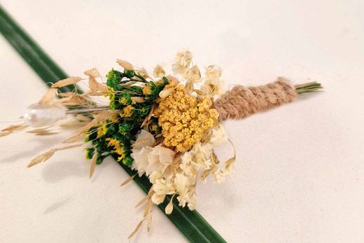 Ramillete de Flores Novio Paula