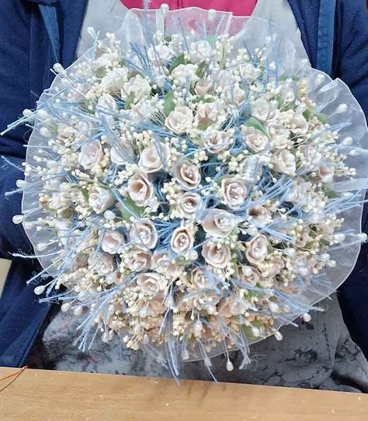 Ramo con 90 alfileres boho chic