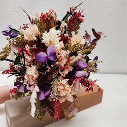 Ramo de Flores Preservadas Lilas Grande