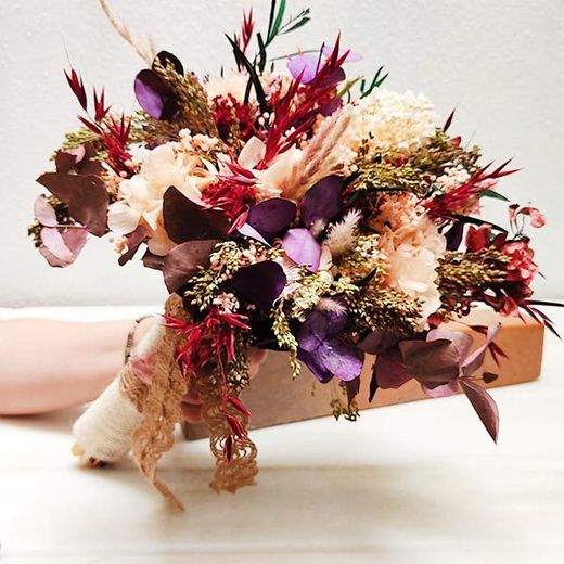 Ramo de Flores Preservadas Lilas Grande