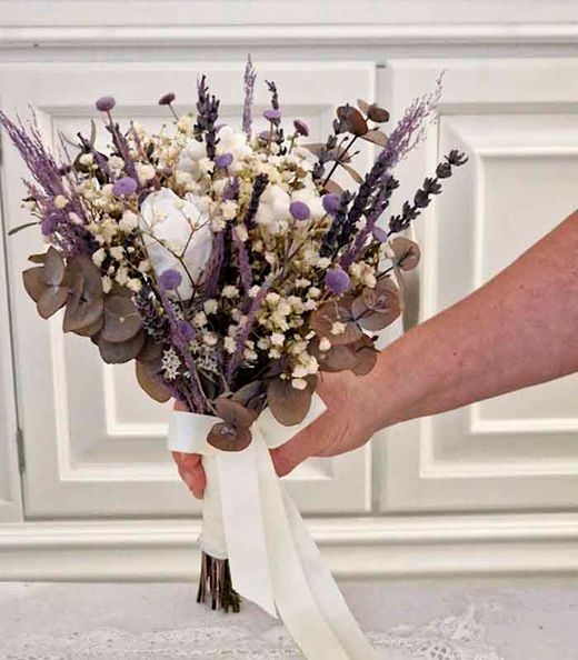 Réplica Novia Margaritas y Lilas