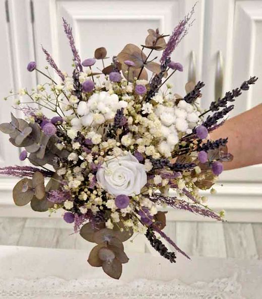 Réplica Novia Margaritas y Lilas