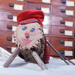 Tió de Navidad con Accesorios 20 x 50