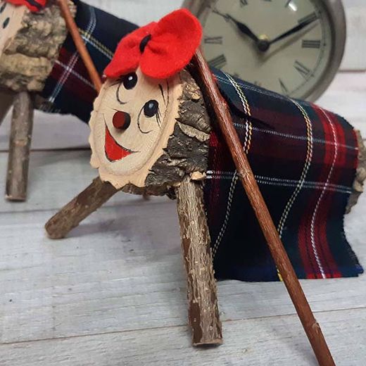 Tiona de Navidad Pequeña Ellen