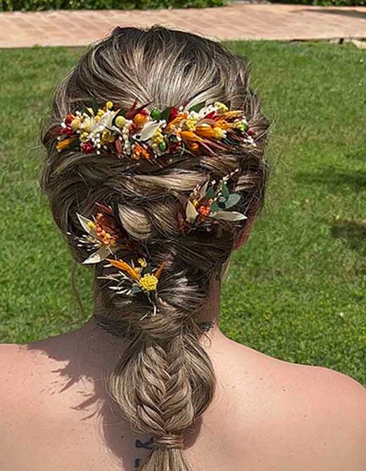 Tocado con Flores en Cascada Otoño