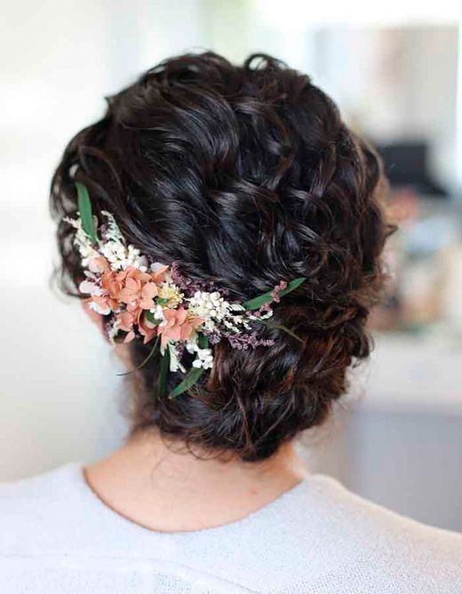 Tocado Mediano con Peineta Dudinea